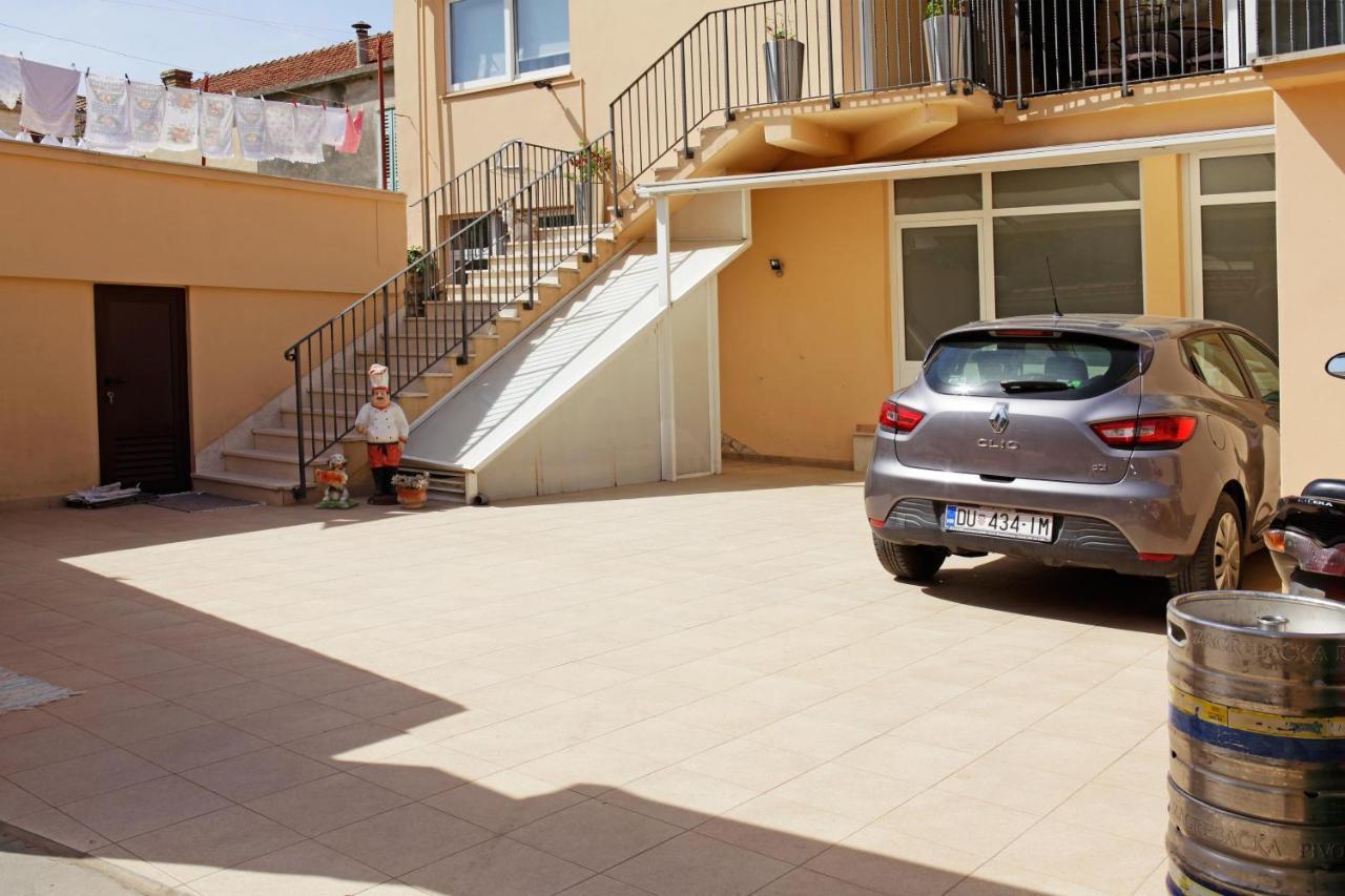 Sunshine Apartment Doda ヴェラ・ルカ エクステリア 写真