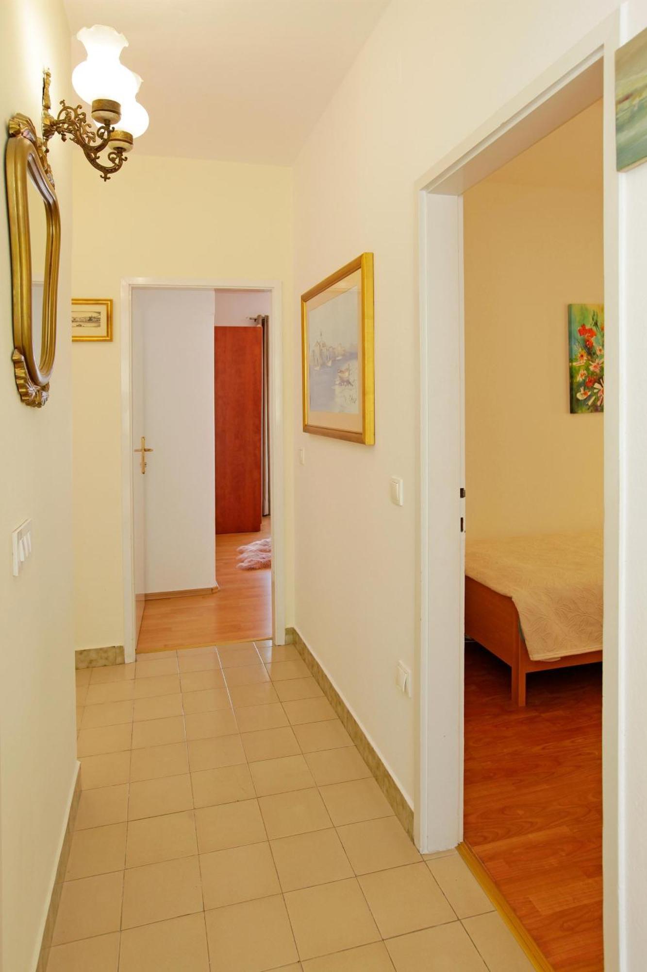 Sunshine Apartment Doda ヴェラ・ルカ エクステリア 写真